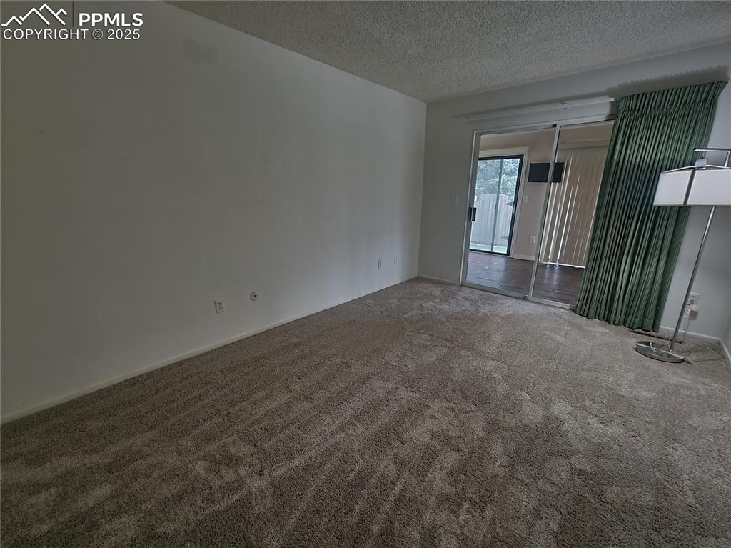 Bedroom 2 with new carpet. 