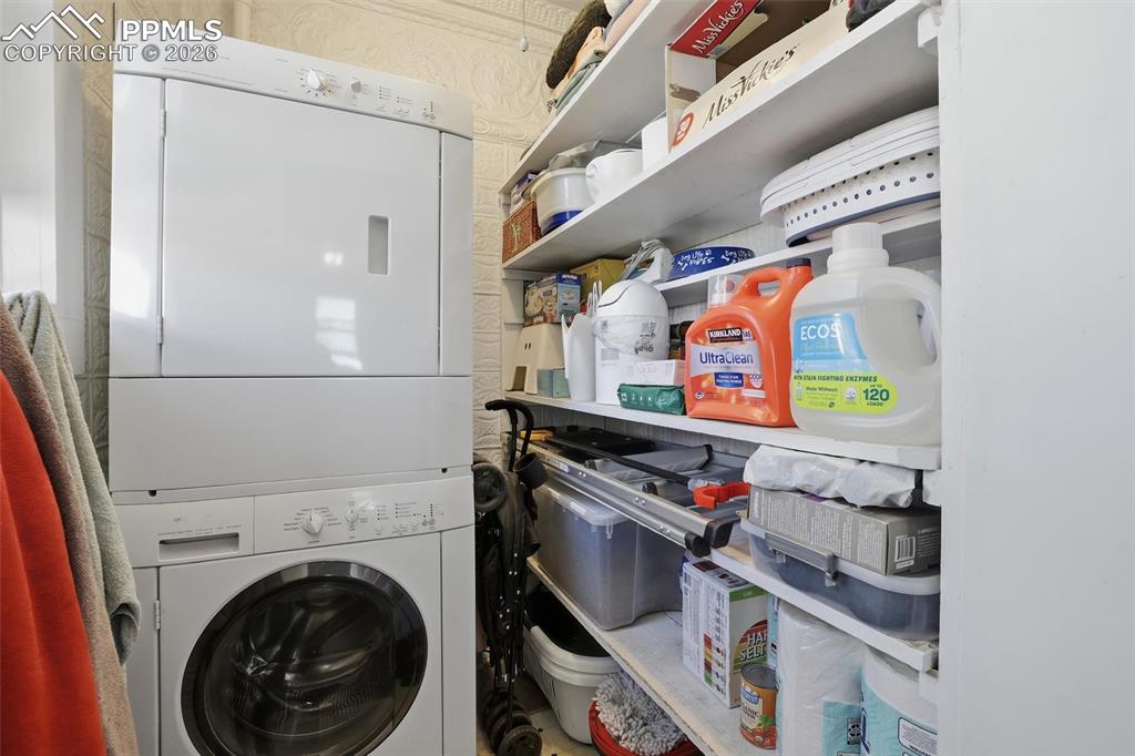 2930 W Pikes Peak Avenue