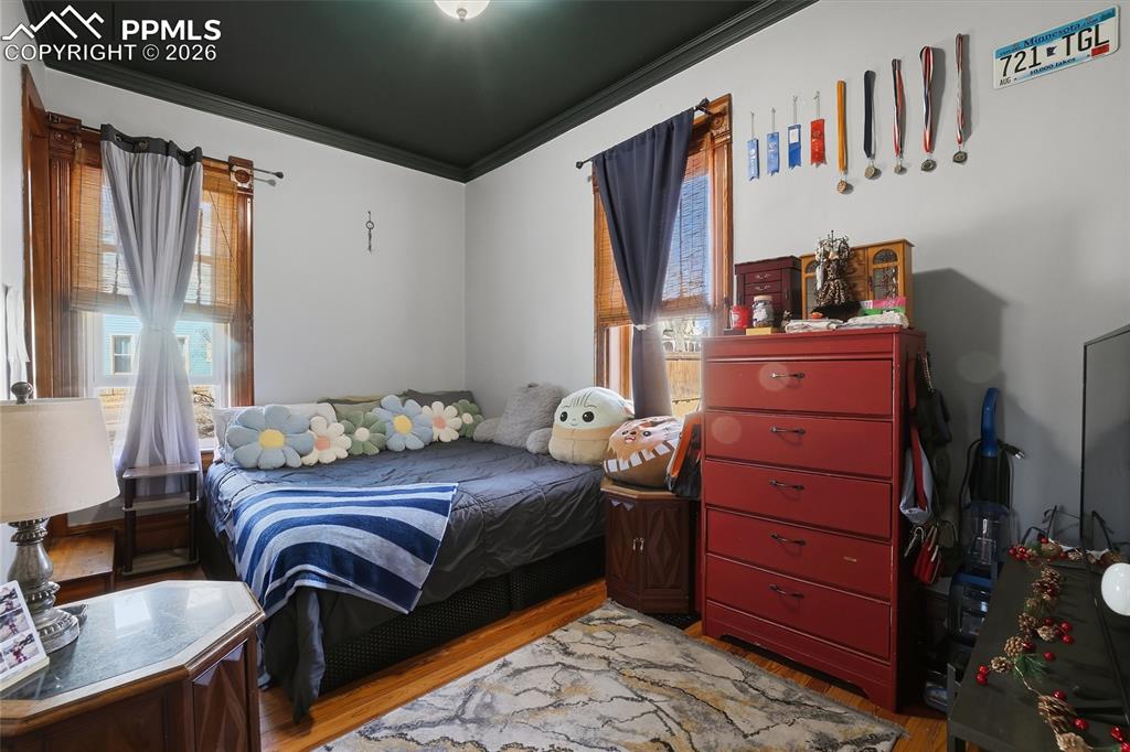 2930 W Pikes Peak Avenue