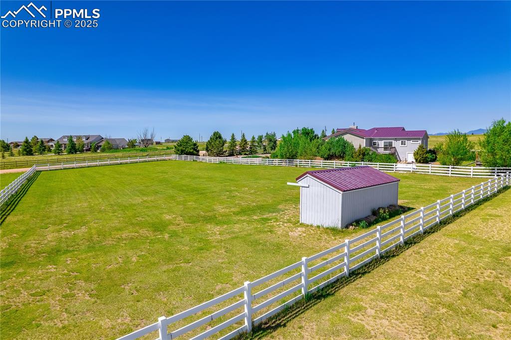 loafing shed in east pasture