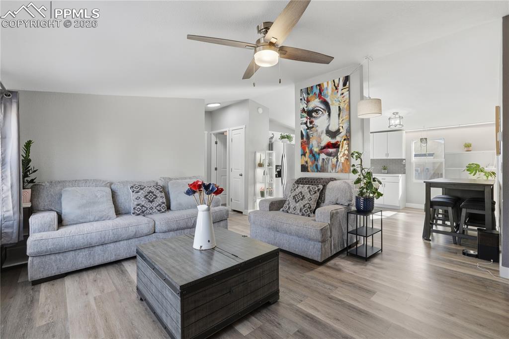 965 Mesa Valley Road photo 3