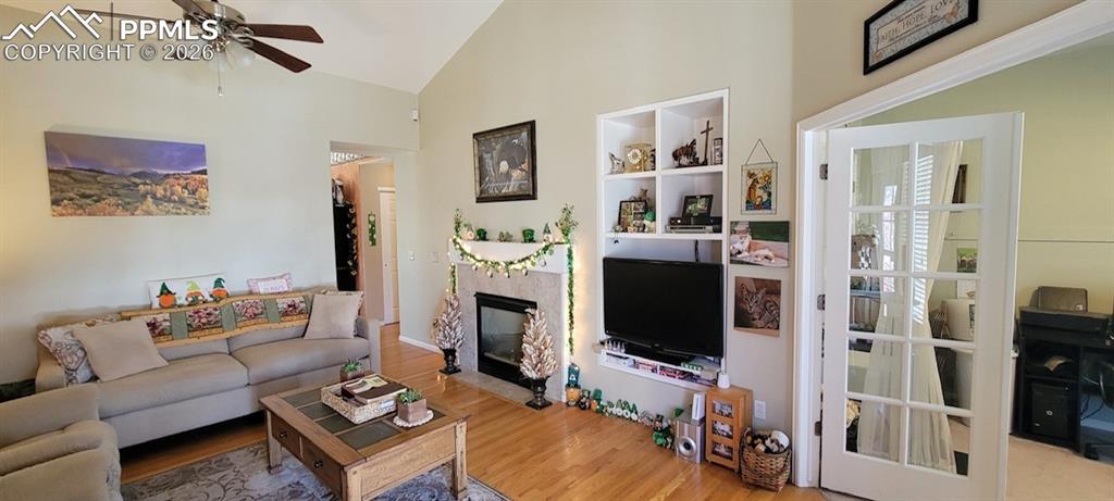 7258 Bonnie Brae Lane photo 3