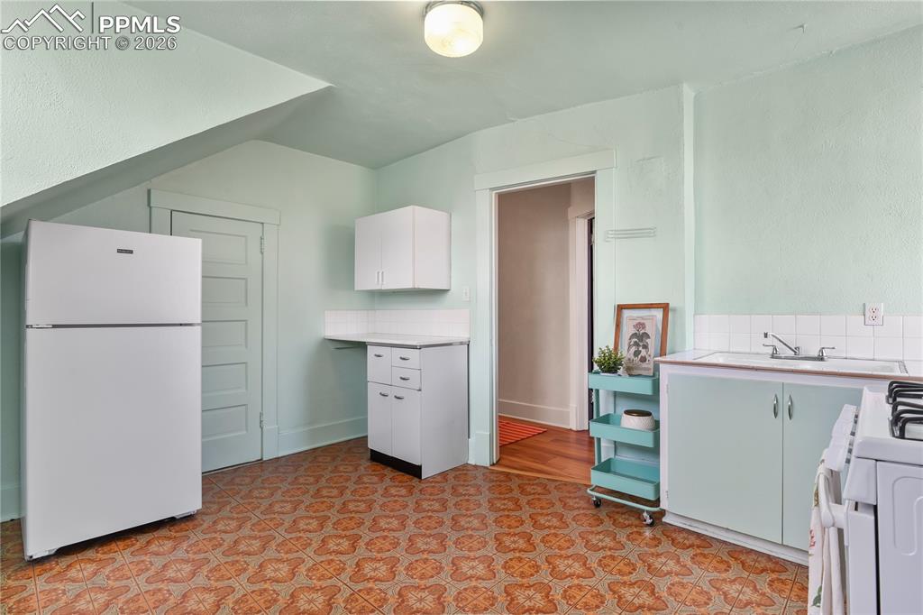 2nd kitchen upstairs