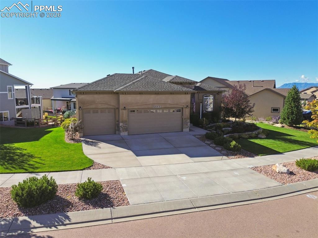 6045 Griffin Drive photo 2