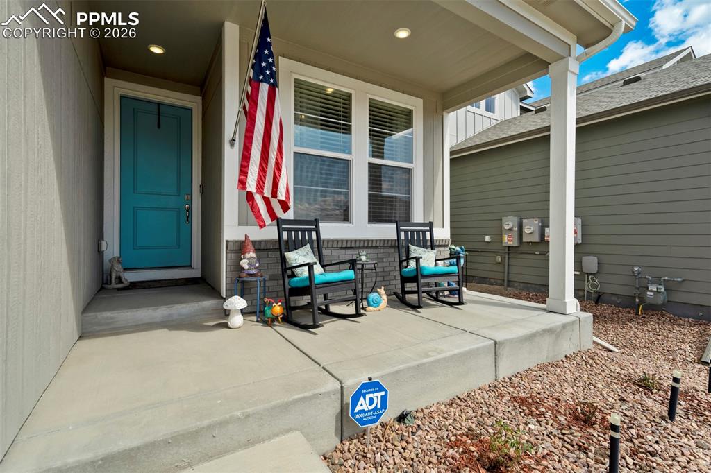 8101 Goldenray Place photo 3