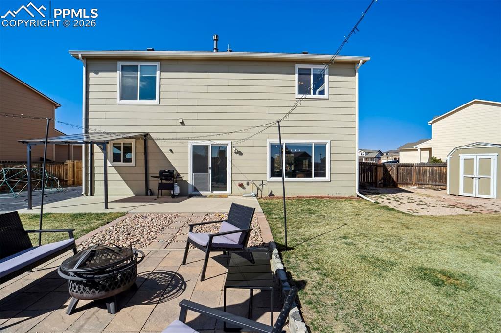 Beautiful landscaping that says, “someone already did the hard work."