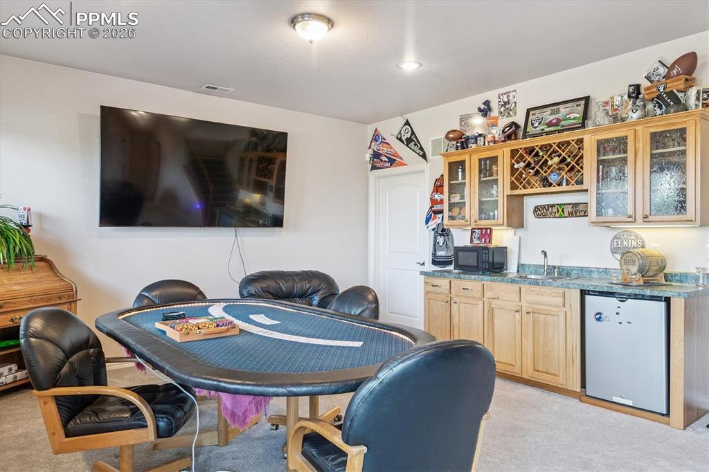 Dining area with  wet bar