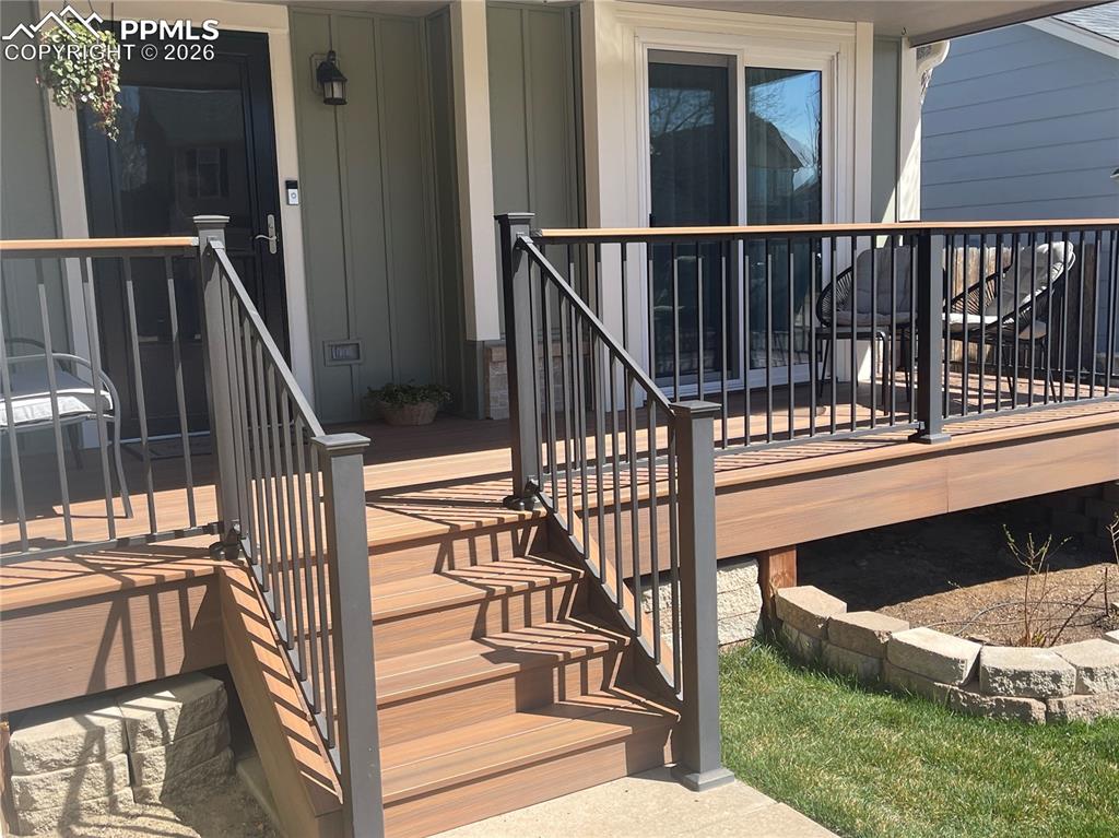 1450 Gumwood Drive photo 2