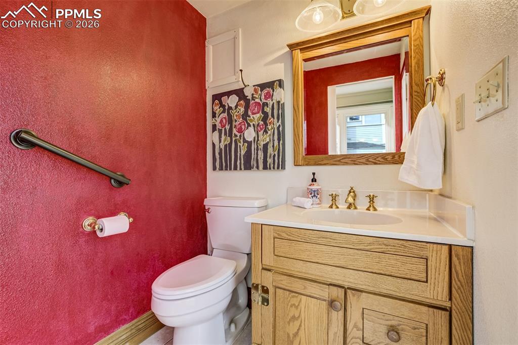 Main level half bathroom