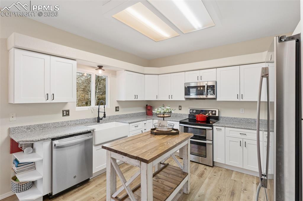 1268 Lawn Lake Trail photo 2