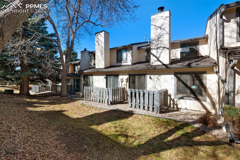 4529 Castlepoint Drive photo 3