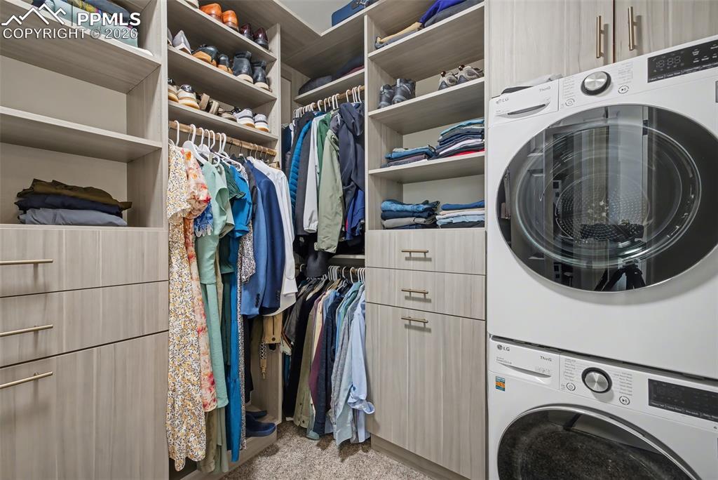 Master Bedroom Laundry