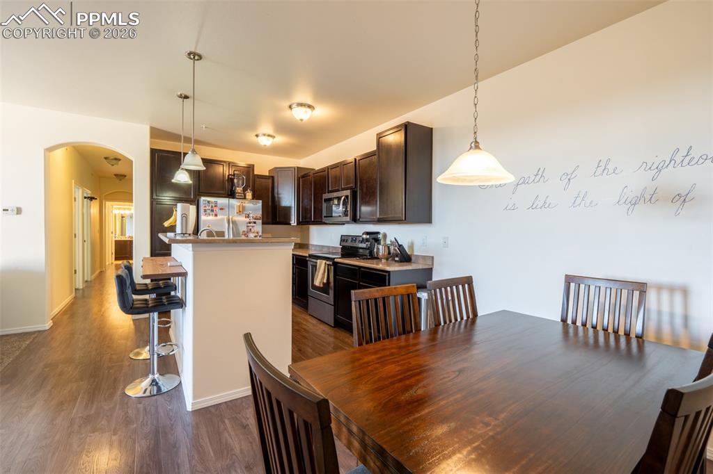 Dining area - kitchen