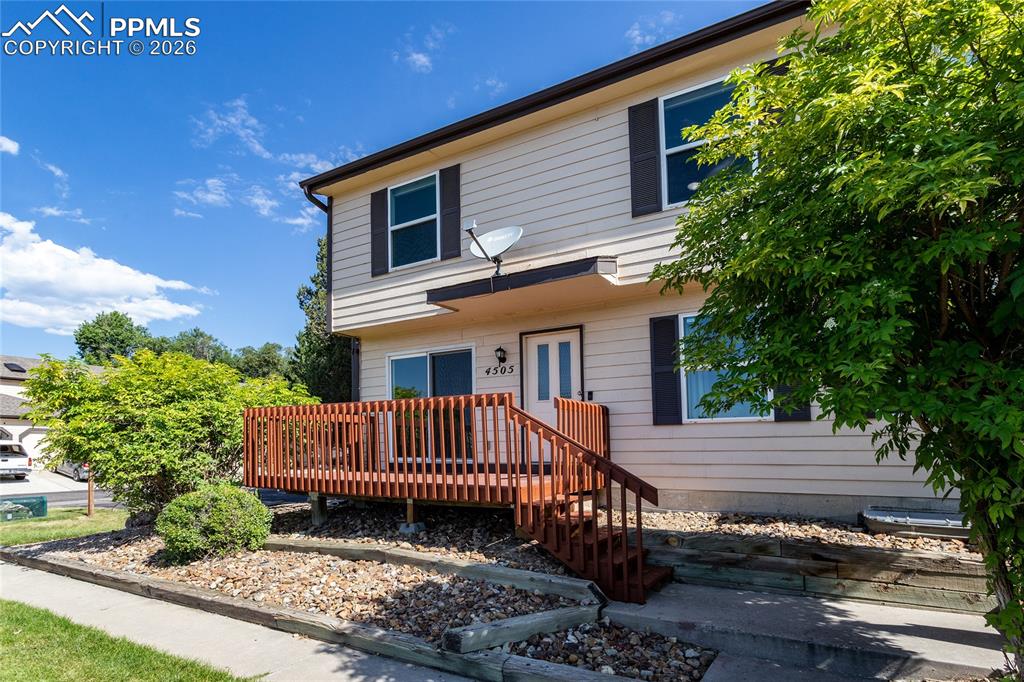 4505 Lamplighter Circle photo 3