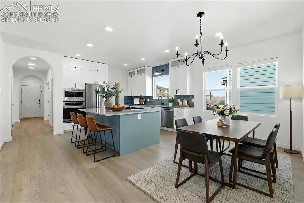 Photo virtually staged