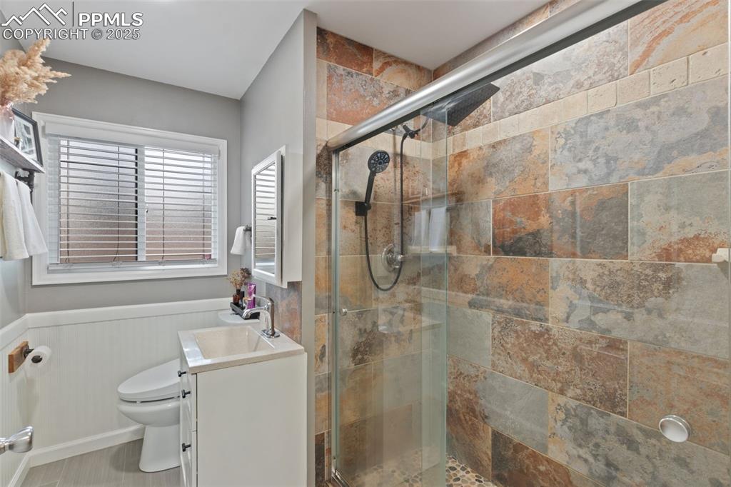 HALL BATH HAS LARGE SHOWER