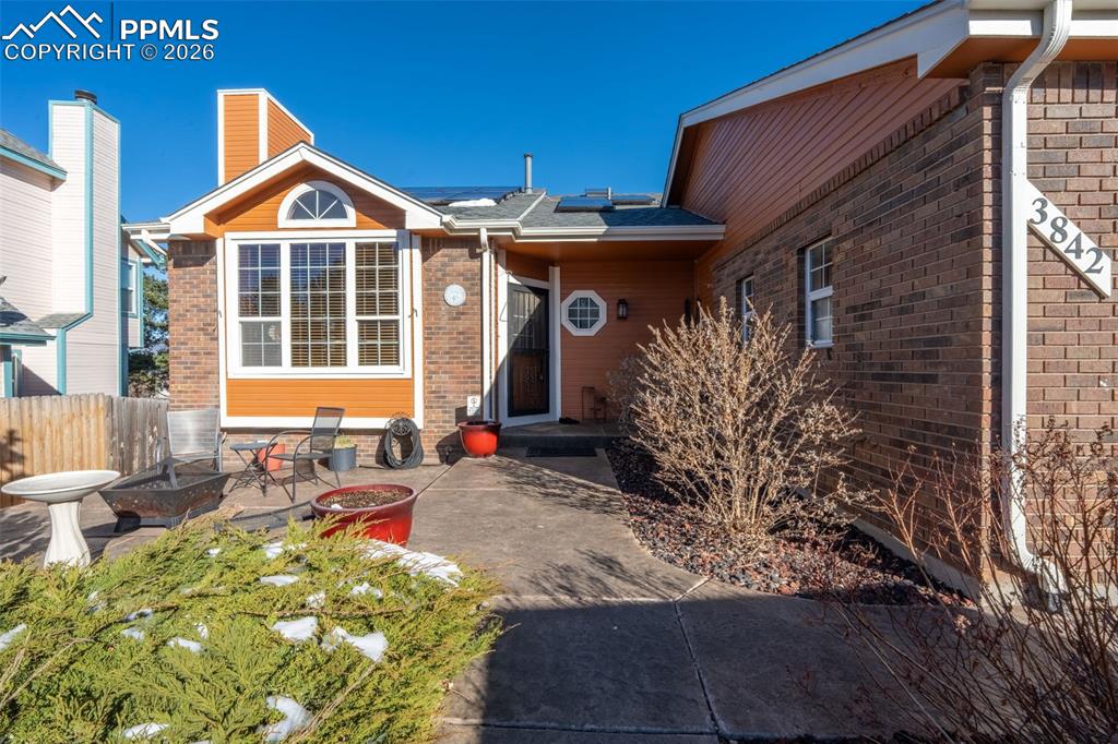 3842 Topsail Drive photo 2