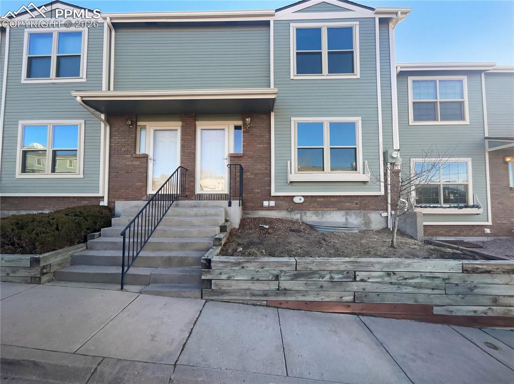 3911 Smoke Tree Drive