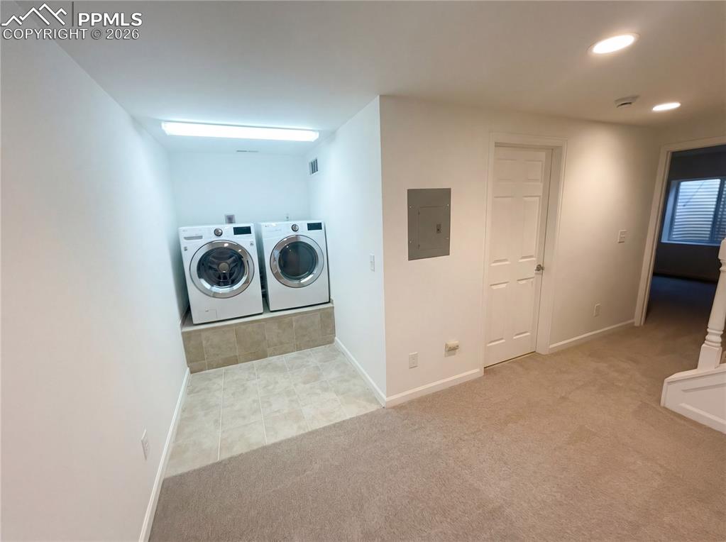 3911 Smoke Tree Drive