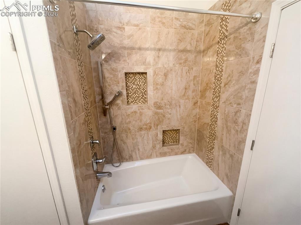 3911 Smoke Tree Drive