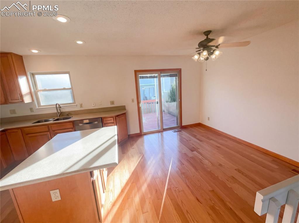 3911 Smoke Tree Drive