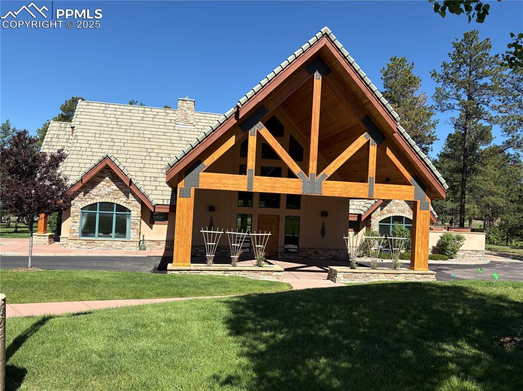 The lodge for community use.