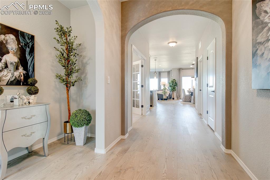 9395 Mayflower Gulch Way photo 2