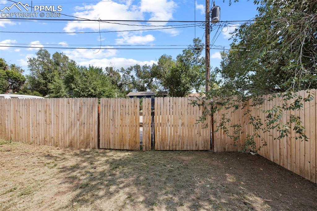 Alley access for boats, RVs, etc. 