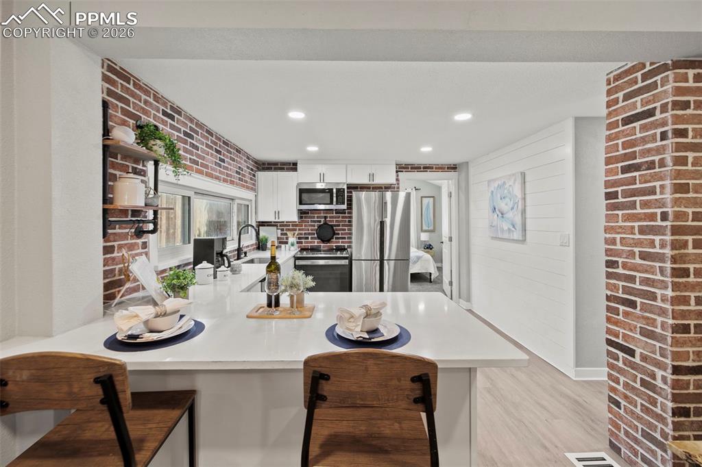 719 Bonfoy Avenue photo 3