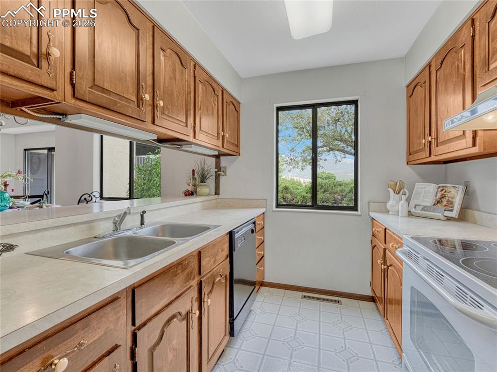 Floor Plan with Garage