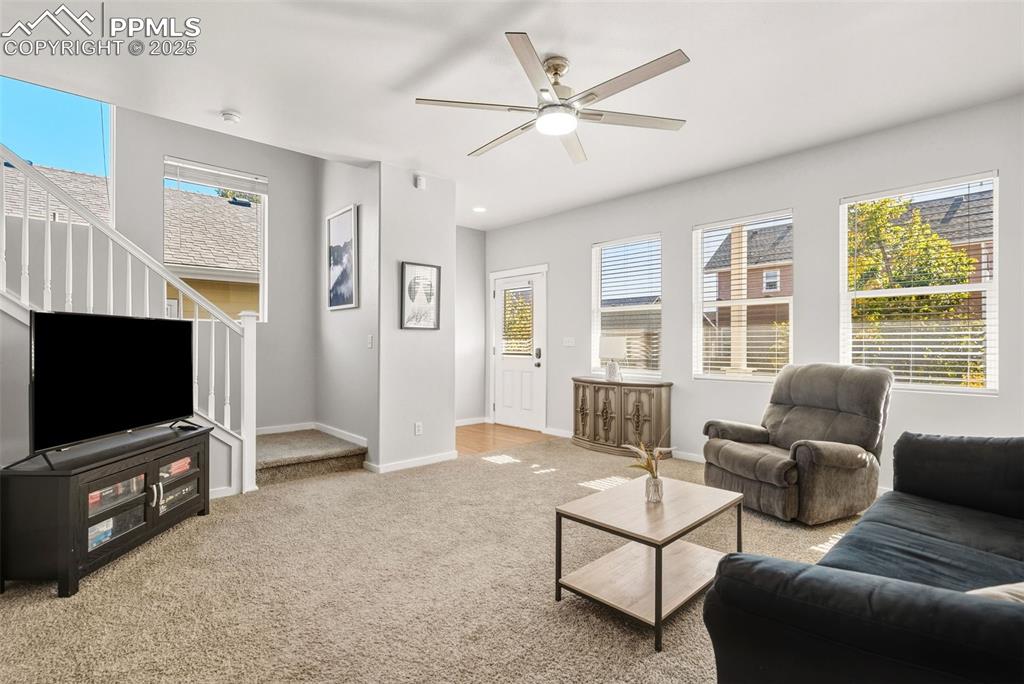 5006 Dovetail Lane photo 3