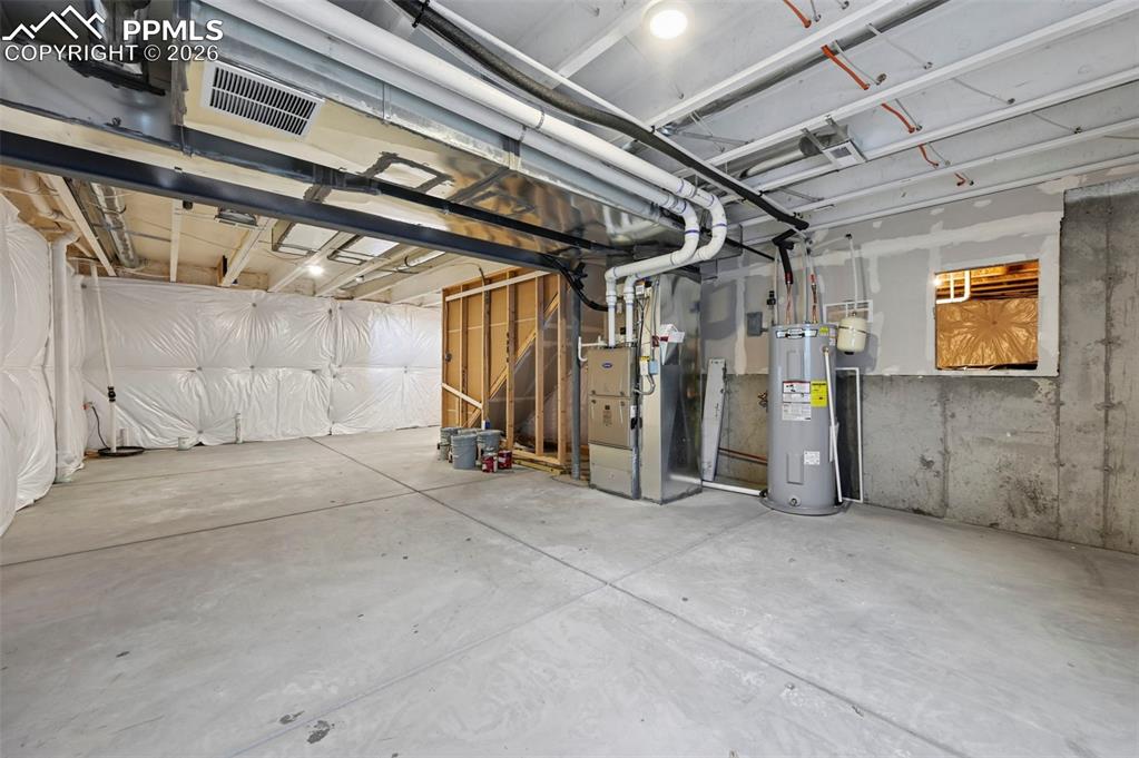 Unfinished basement awaits your creativity! 