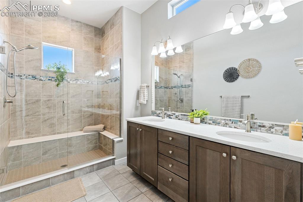 Primary ensuite bathroom