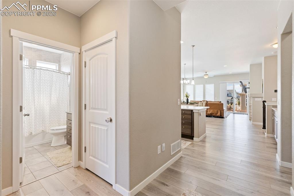 Full bath on the main