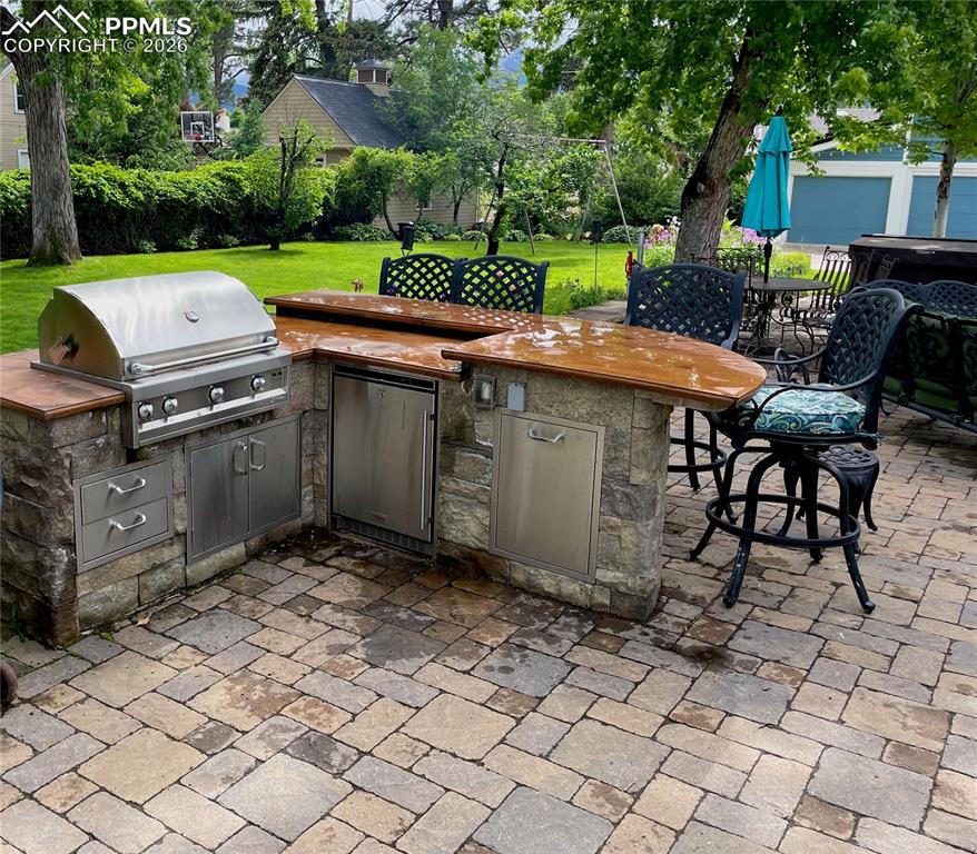 View of outdoor kitchen 