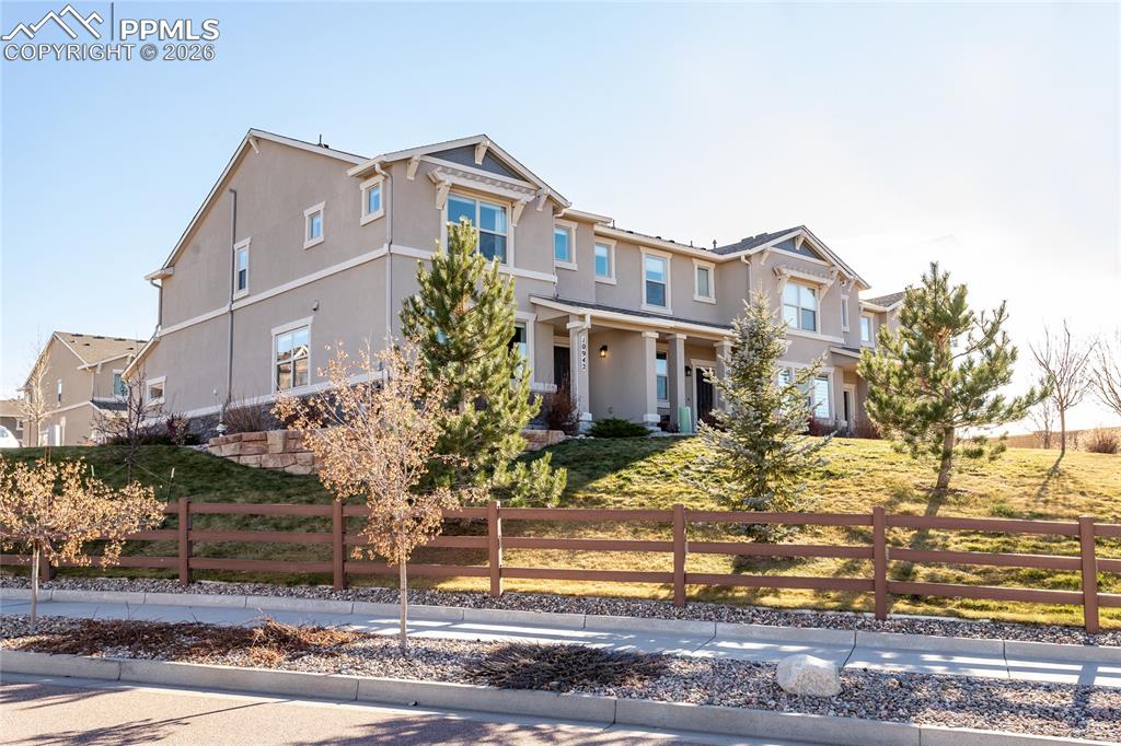 Beautiful Location & Mountain Views