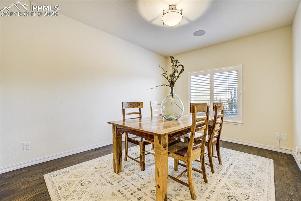 Formal dining room for more private entertaining