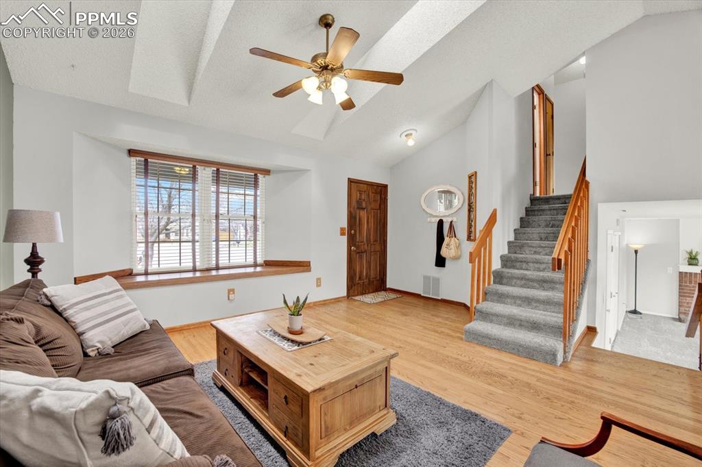 5365 Red Heather Court photo 3