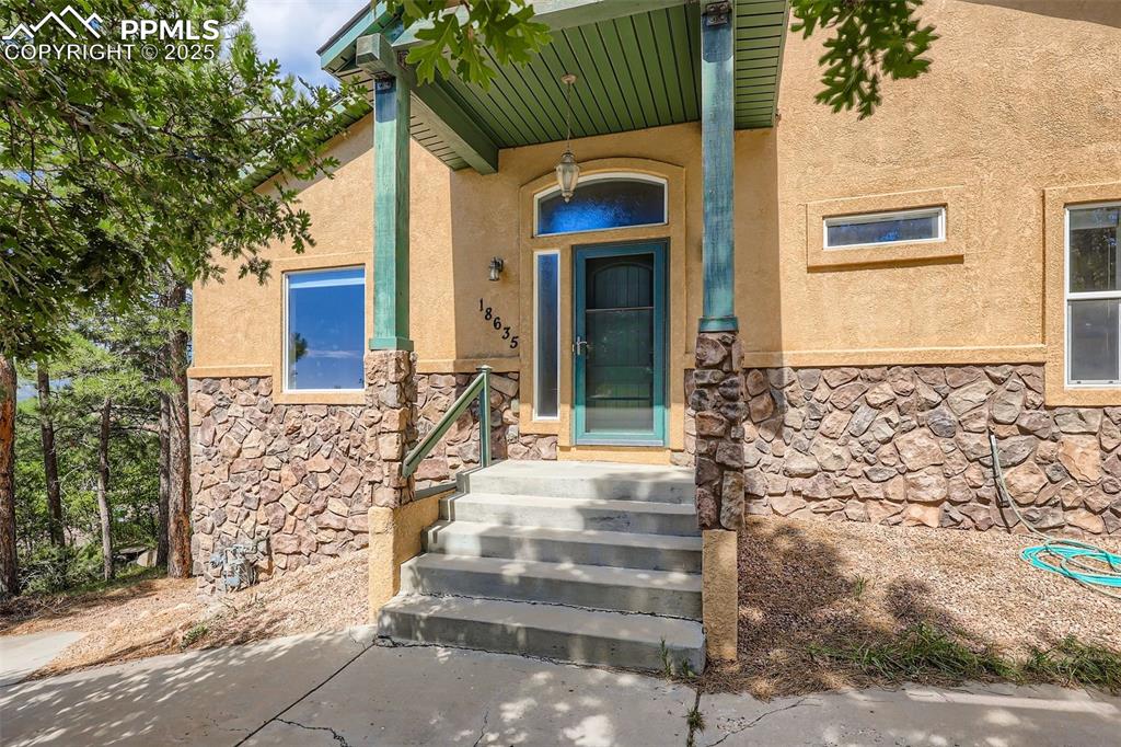 18635 Lower Lake Road photo 2