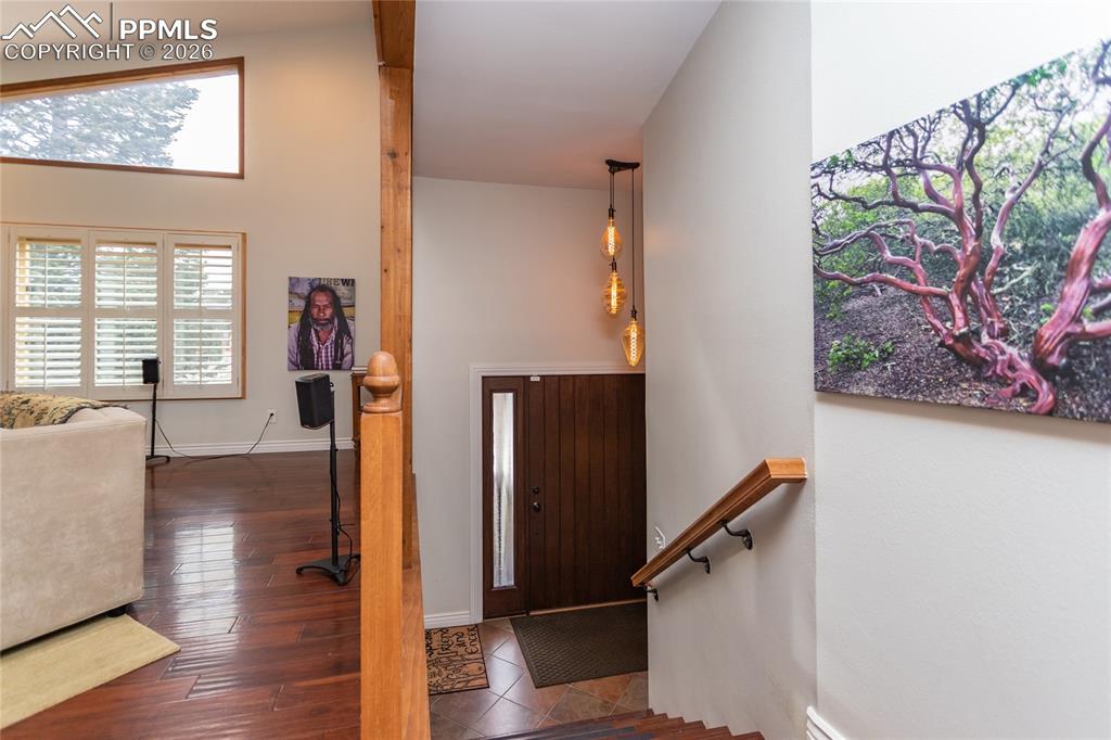 Unique architecture, beautiful floors, tons of light, vaulted ceilings - you want to see more.