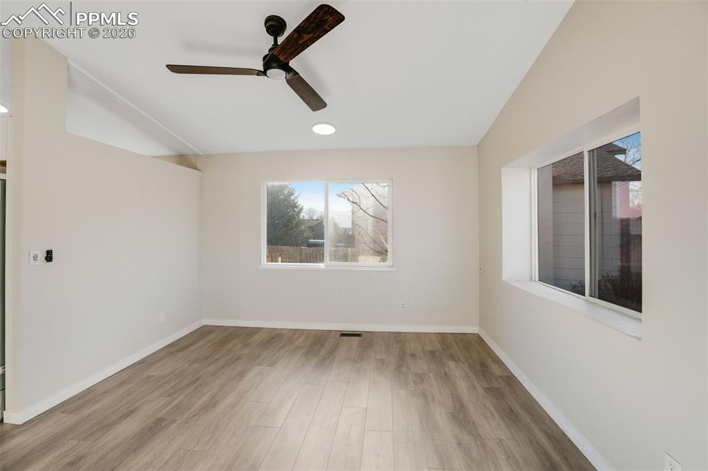 3865 Chinawood Court photo 2