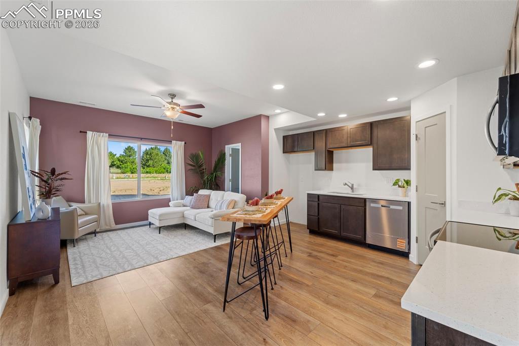 1941 Dawkins View photo 2