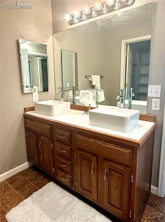 3254 Soaring Bird Circle