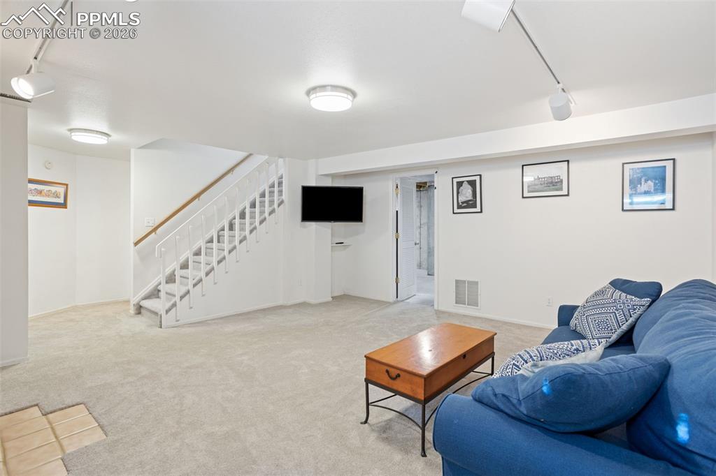 3254 Soaring Bird Circle