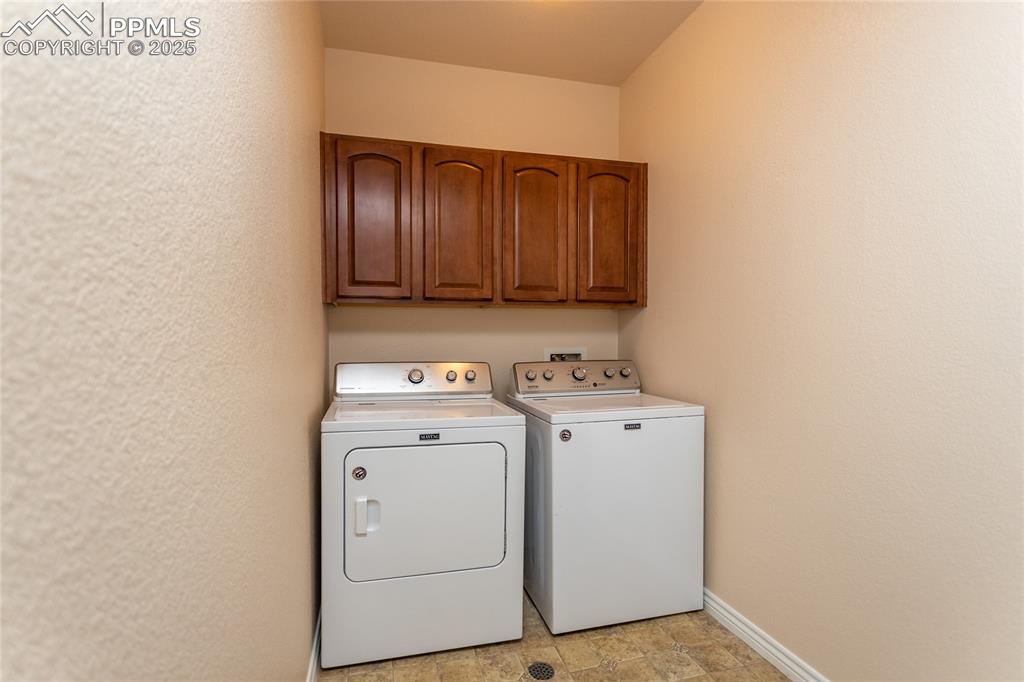 Basement laundry room