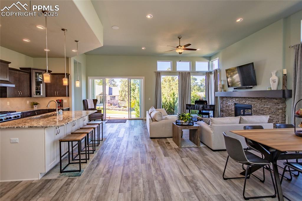 1797 Summerglow Lane photo 3