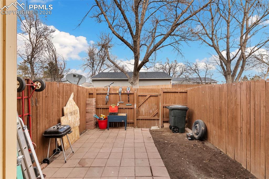 4054 Charleston Drive