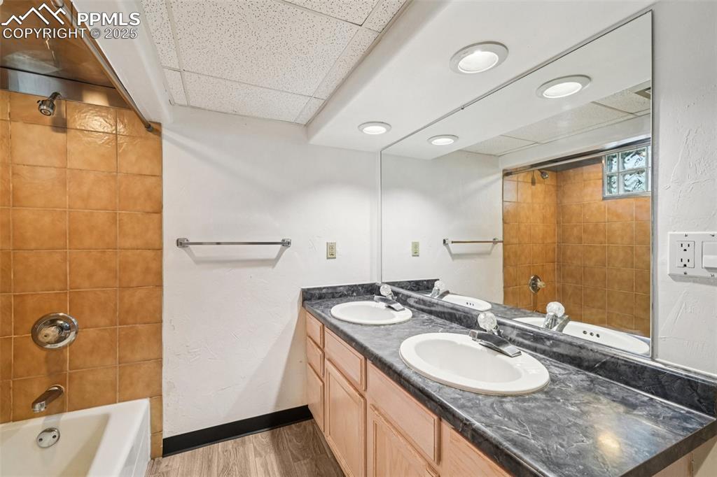 Full bathroom on the lower level