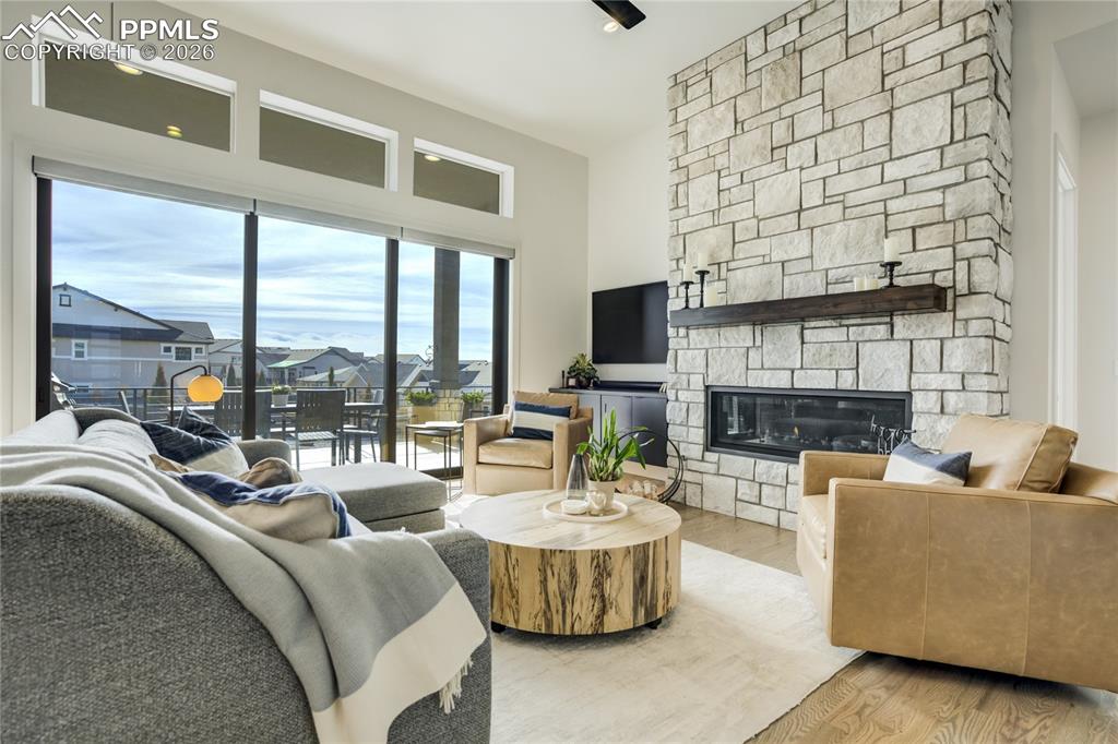 Open Concept Design w/Walls of Windows, Clean Lines, Neutral Tones + Rich Textures
