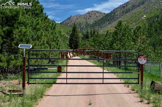 5975 Wellington Road photo 2